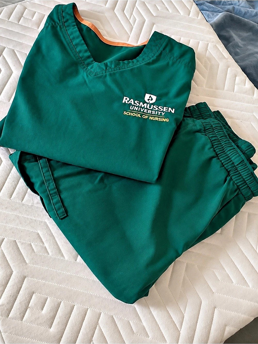 Green Nursing Scrub Set Like New